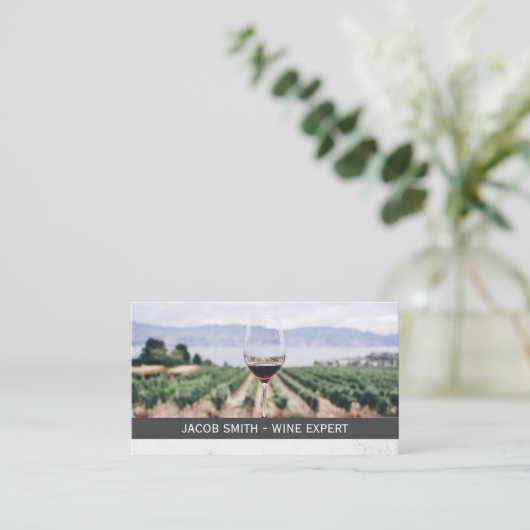 ワインの試飲 |ワインの汚れワイナリー 名刺 (スタンド正面)