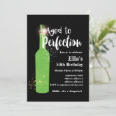 ワインの誕生日の招待、完璧に熟成 招待状 (スタンド正面)