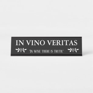 ワインのVINO VERITASで「あります真実が" デスクネームプレート