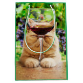 ワインをグラスに入れた猫 ミディアムペーパーバッグ (正面)