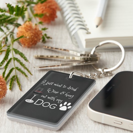 ワインを飲つるみ出して私の犬キーチェーン キーホルダー (正面右)