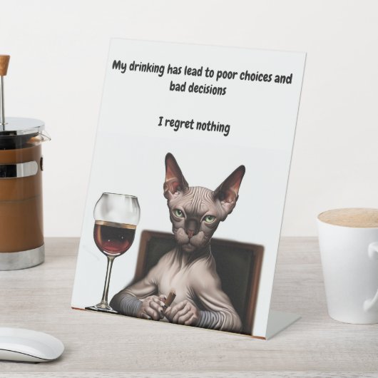 ワインを飲むスフィンクス 台座サイン (インサイチュ)