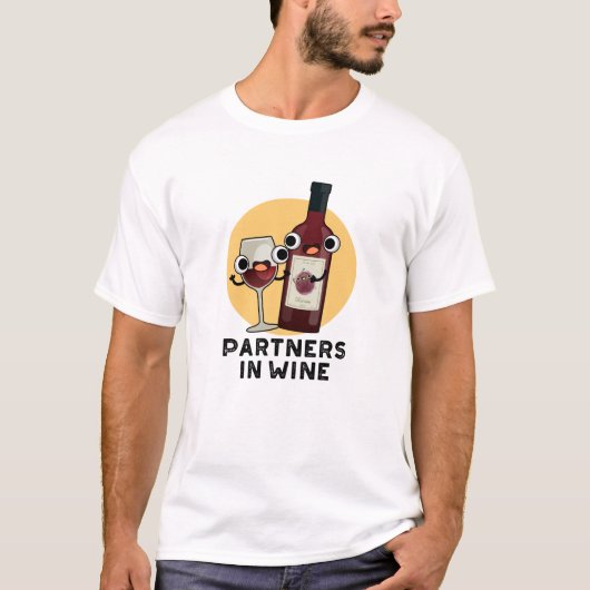ワインを飲むパおもしろいンのパートナー Tシャツ (正面)