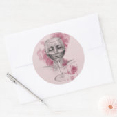 ワイングラスの女性顔シュールスケッチアート ラウンドシール (封筒)