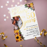 ワイングラス応援結婚50周年 箔招待状<br><div class="desc">魅力的金ゴールド箔50周年のパーティの招待状結婚は、金ゴールド箔に印刷されたワイングラスの輪郭と、カップルの50周年の写真が入っ祝て結婚いる。応援50年の金ゴールドタイポグラフィとカップルの名前結婚したも金ゴールドフォイルで。年はカスタマイズ可能で、どんな記念日にも結婚使える!50周年結婚パーティの招待状ひまわり金ゴールド箔。ヒマワリ結婚をテーマにした記念パーティの招待状パーソナライズされたに、写真と金ゴールドの名前。</div>