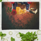 ワイングラス、ボトル、ブドウ、チーズ、チョコレート キッチンタオル (折り畳み)