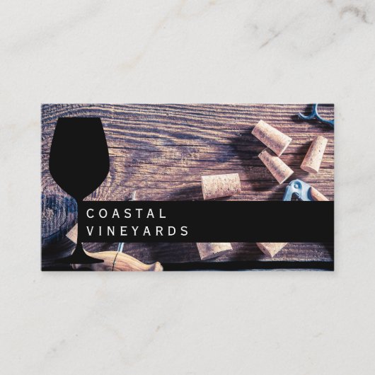ワイングラス |木製テーブルのワインコルク 名刺 (正面)