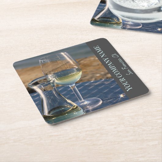 ワインショップや紙の白ワインのコースター スクエアペーパーコースター (アングル)