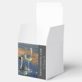 ワインショップ、バー、またはワイン用の白ワインの装飾 フェイバーボックス (オープン)