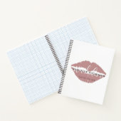 ワインチェックのリップ カリグラフィー スクリプト QR コード ノートブック (内部)