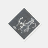 ワインデカンターとグラス スタンダードカクテルナプキン (角)