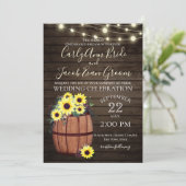 ワインバレルとヒマワリ素朴ーの木とライト 招待状 (スタンド正面)