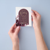 ワインブルゴーニュバラ金ゴールド文字ウェディング招待 チラシ (手)