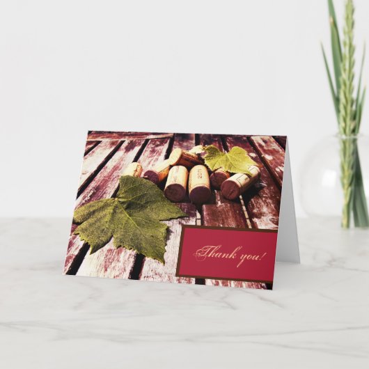 ワインボトルのコルクとブドウ感謝していの葉あなた サンキューカード (正面)