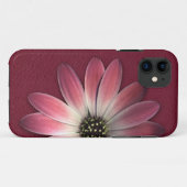 ワインレザーにプリントした赤いダイジー Case-Mate iPhoneケース (裏面(横))
