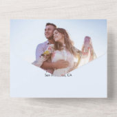 ワインレッドと青のバラが一つになった結婚式招待状 オールインワン招待状 (裏面)