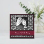 ワインレッドのダマスク 結婚 婚約 発表 案内状 (スタンド正面)