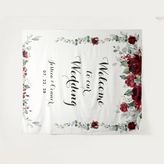 ワインレッドのユーカリで歓迎する私たちの結婚式へ タペストリー (正面(横))