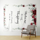 ワインレッドのユーカリの結婚式へようこそ タペストリー (インサイチュ(横))