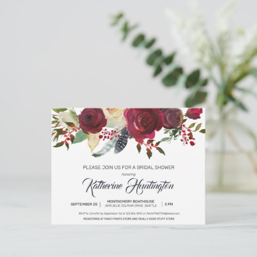 ワインレッドの花々が咲き誇るウェディングシャワーの招待状 ポストカード (スタンド正面)