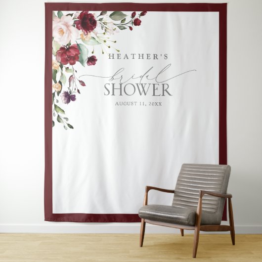 ワインレッドの花の水彩シャワー フォトブース タペストリー (インサイチュ)