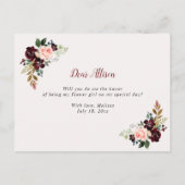 ワインレッドの花をあなたは私のフラワーガールにカード インビテーションポストカード (裏面)