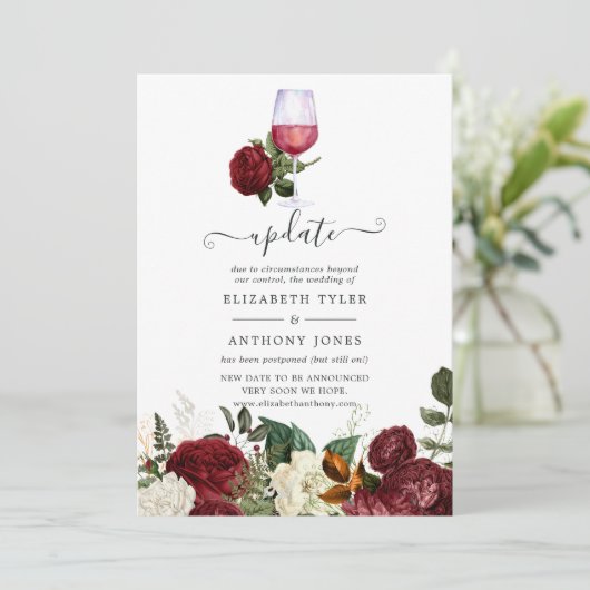 ワインレッドの花を飾ったバレンタイン・ブルゴーニュ・スタイル結婚式延期のお知らせ 招待状 (スタンド正面)