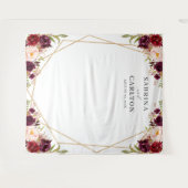 ワインレッドの花柄幾何学模様の結婚式用背景 タペストリー (正面(横))