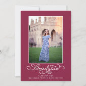 ワインレッドエレガントタイポグラフィー卒業写真 案内状 (正面)