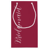 ワインレッド結婚のブライドメイド様式化スクリプト スモールペーパーバッグ (裏面)