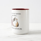 ワイン及びモルモット2の調子のマグ ツートーンマグカップ (中央)