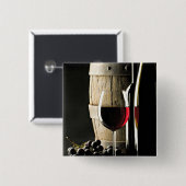 ワイン樽、ブドウ、ガラス 缶バッジ (正面&裏面)