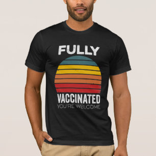 ワクチン予防接種を受けている Tシャツ