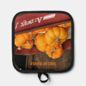 ワゴンカントリーにカボチャを秋 パーソナライズされた 鍋敷き (正面)