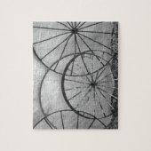 ワゴンホイールの静物画 ジグソーパズル (縦)