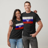 ワシが付いているロシアの動揺してで色彩の鮮やかな旗 Tシャツ (ユニセックス)