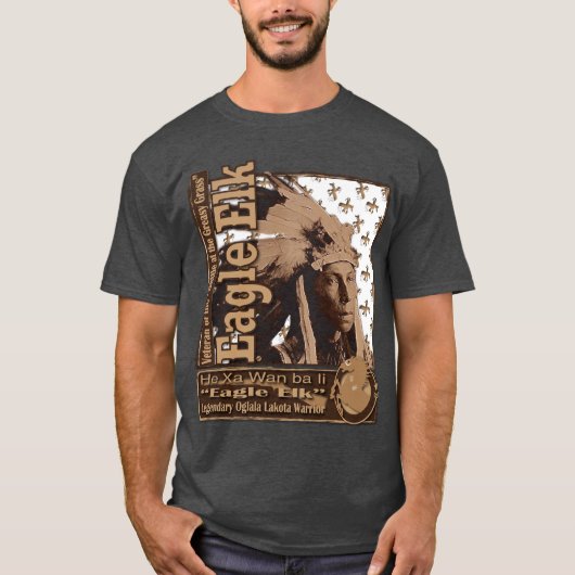 ワシのオオシカのOglala Lakotaの戦士 Tシャツ (正面)
