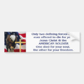 ワシの米国旗のクリスチャンの十字を祈ること バンパーステッカー (正面)