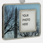 ワシントンのモニュメントin冬Iの風景 シルバープレートフレームオーナメント (右)