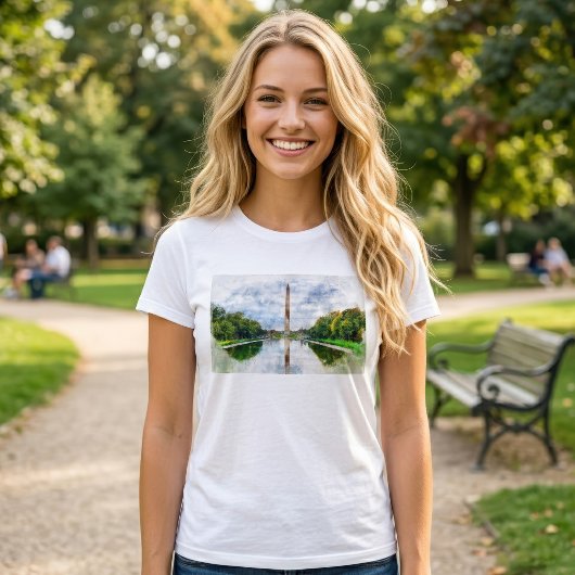 ワシントンモニュメントの水彩画とその反射 Tシャツ
