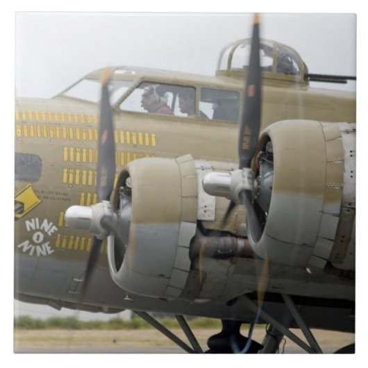 ワシントン州のオリンピア、軍のairshow。 2 タイル (正面)