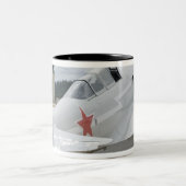 ワシントン州のオリンピア、軍のairshow。 6 ツートーンマグカップ (中央)