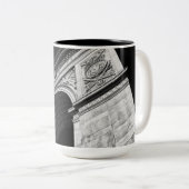 ワシントン州の正方形のアーチ、NYC ツートーンマグカップ (正面右)