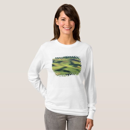 ワシントン州ウィットマン郡、パルース農地の風景 Tシャツ (正面フル)