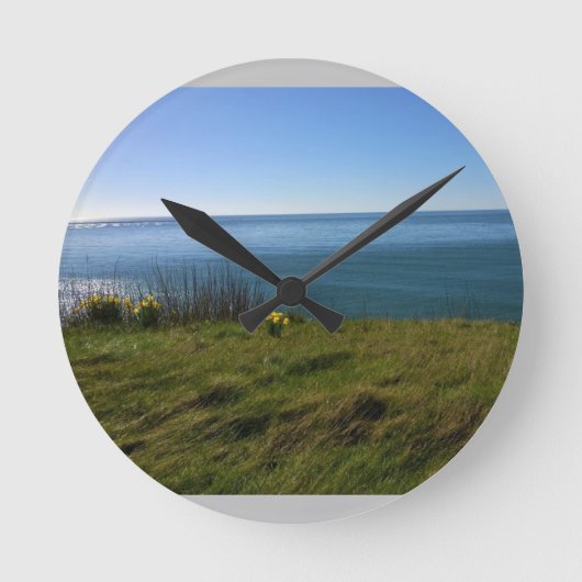 ワシントン州ケープ·ガッカレーション·ライトハウスからのビュー ラウンド壁時計 (正面)