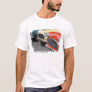 ワシントン州シアトル、クラシックなイギリス車 Tシャツ