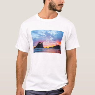 ワシントン州、セカンドビーチの夕焼け Tシャツ