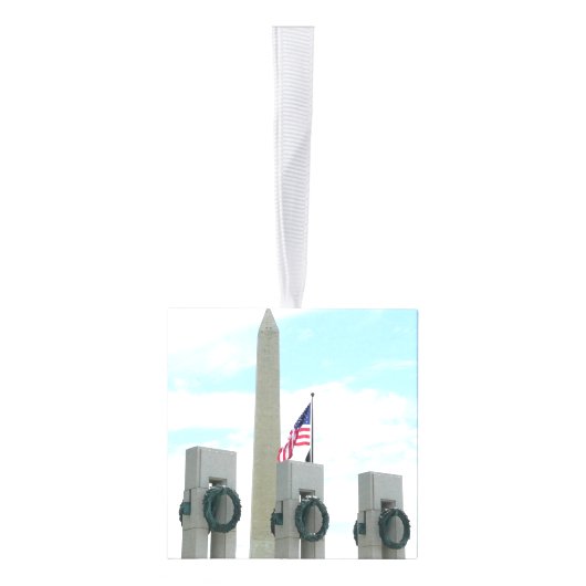 ワシントン記念碑とワシントンDCメモリアル キューブオーナメント (右)