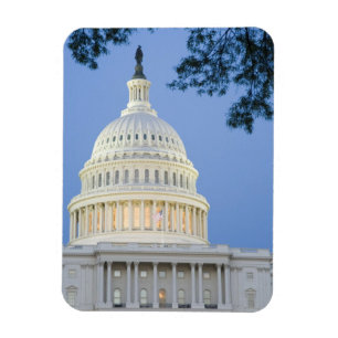 ワシントンD.C. (コロンビア特別区)の日の入り時のアメリカ合衆国議会議事堂 マグネット