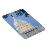 ワシントンD.C.（ディストリクト）の夕暮れ時の米国議会議事堂 マグネット (右側)
